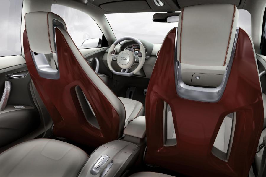 Интерьер Audi A1 Sportback Concept 2008 года  (фото 24 из 56)